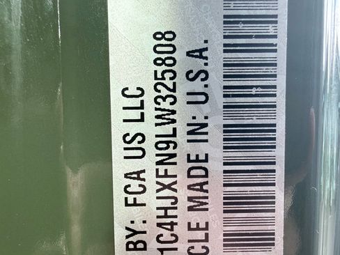 Used 2020 Jeep Wrangler Unlimited Rubicon w/ Quick Order Package 28Y Recon image 31