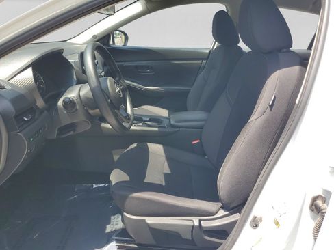 Used 2025 Nissan Sentra S FWD image 16