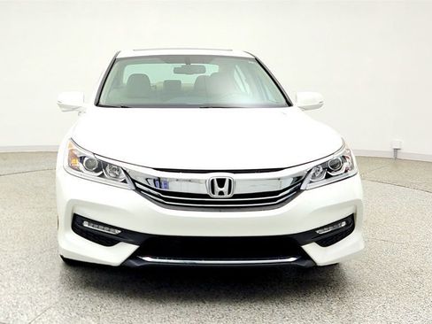 Used 2016 Honda Accord EX-L image 2
