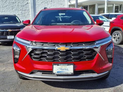 New 2026 Chevrolet Trax LT w/ Driver Confidence Package image 2