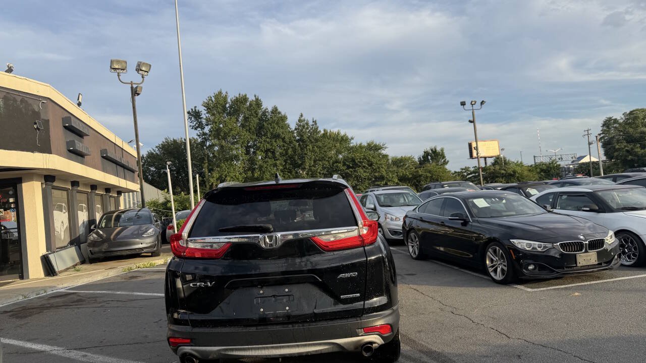 Used 2018 Honda CR-V Touring image 8
