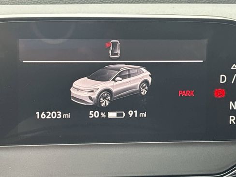 Used 2024 Volkswagen ID.4 S image 30