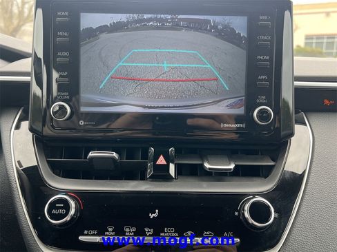 Used 2022 Toyota Corolla SE image 7