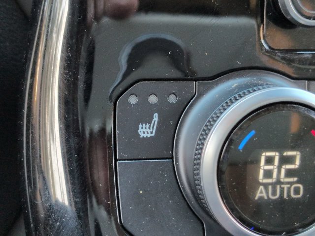 Used 2021 Toyota Highlander XLE FWD image 23