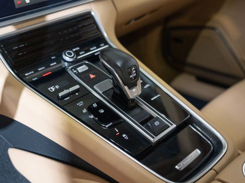 Certified 2023 Porsche Panamera Platinum Edition RWD image 21