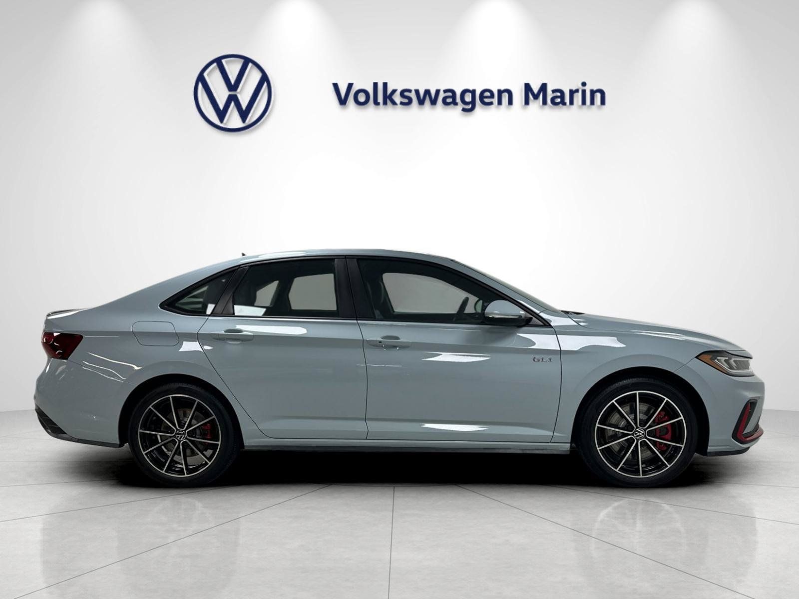 New 2027 Volkswagen Jetta GLI Autobahn FWD image 6