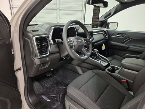 New 2026 GMC Canyon Elevation w/ Convenience Package image 10