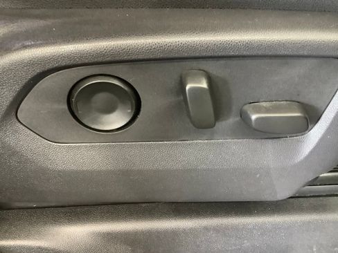 Used 2024 GMC Sierra 2500 AT4 w/ AT4 Premium Plus Package AWD/4WD image 30