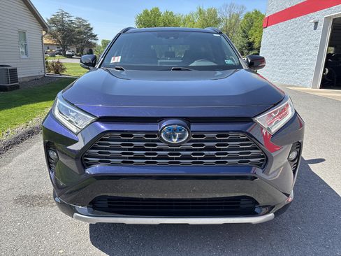 Used 2020 Toyota RAV4 XSE w/ All Weather Liner Package AWD/4WD image 9