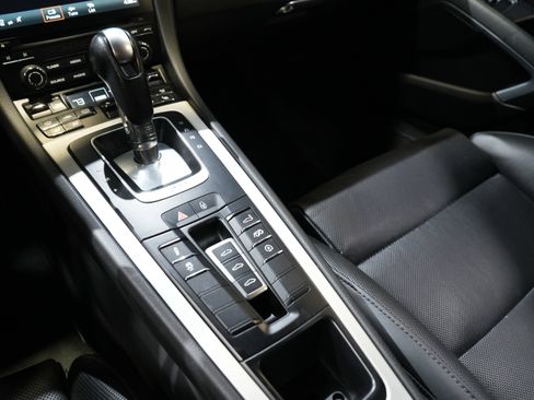 Used 2017 Porsche 911 Carrera S image 39