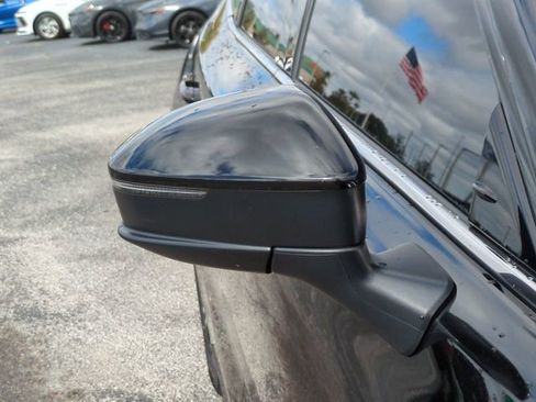 Used 2025 Toyota Crown Signia image 12