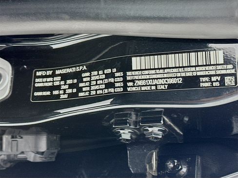 Used 2022 Maserati Levante GT image 34