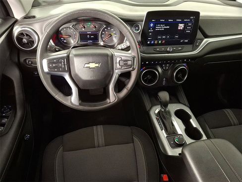 Used 2023 Chevrolet Blazer LT w/ Convenience Package image 2