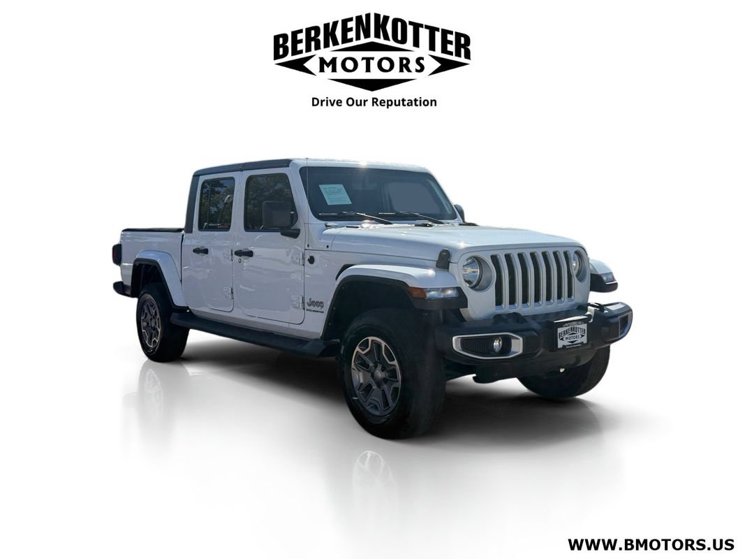 Used 2023 Jeep Gladiator Overland w/ Cold Weather Group AWD/4WD image 1