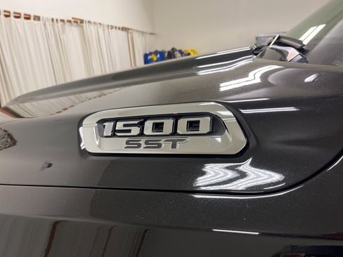 New 2025 RAM 1500 Laramie image 15