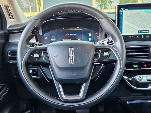 Used 2024 Lincoln Corsair Reserve w/ Equipment Group 201A FWD image 11