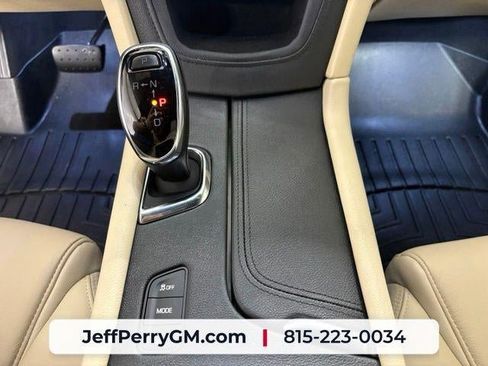 Used 2019 Cadillac XT5 Luxury AWD/4WD image 17