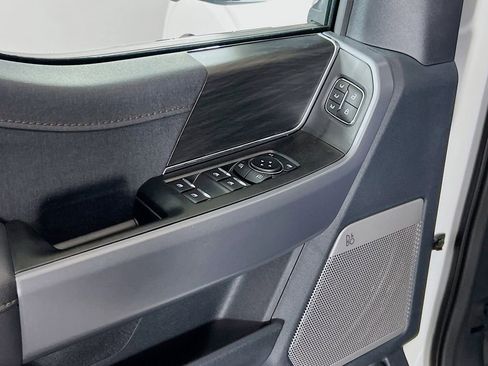 New 2025 Ford F150 Lariat w/ Equipment Group 502A High image 12