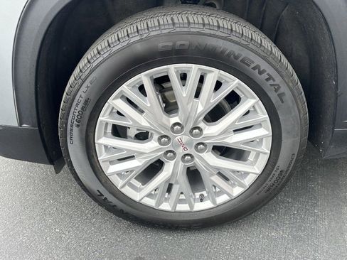 Certified 2025 GMC Acadia Elevation w/ Elevation Premium Package image 32