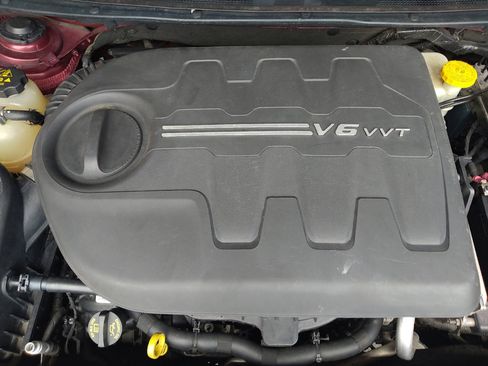 Used 2015 Chrysler 200 S image 30