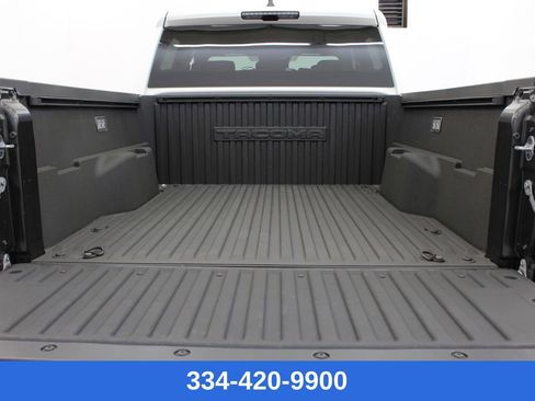 Used 2025 Toyota Tacoma TRD Sport image 26