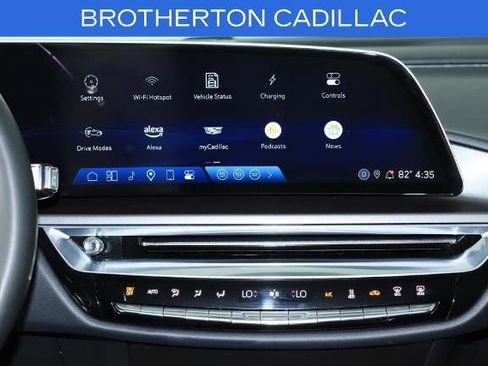 Certified 2024 Cadillac Lyriq Tech w/ Driver Assist Package AWD/4WD image 23