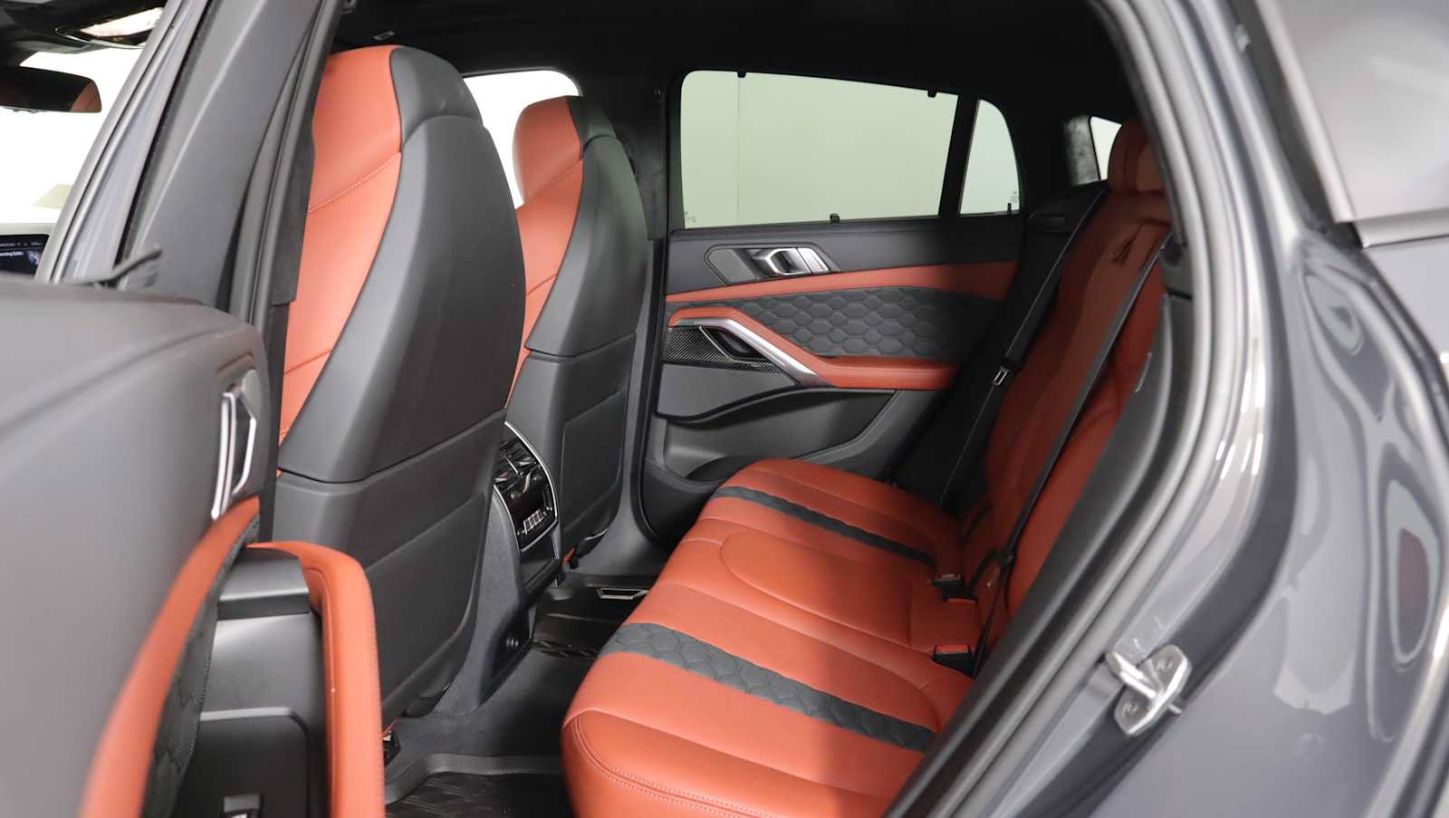 Used 2022 BMW X6 M w/ Competition Package AWD/4WD image 15