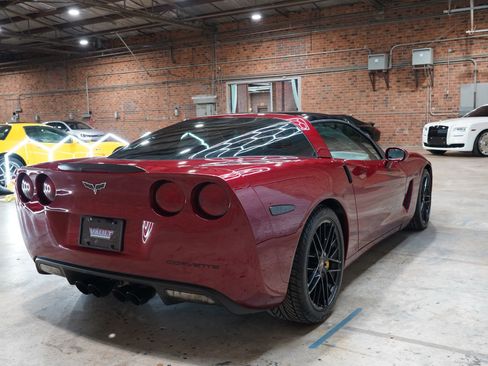 Used 2006 Chevrolet Corvette Coupe w/ Preferred Equipment Group image 11