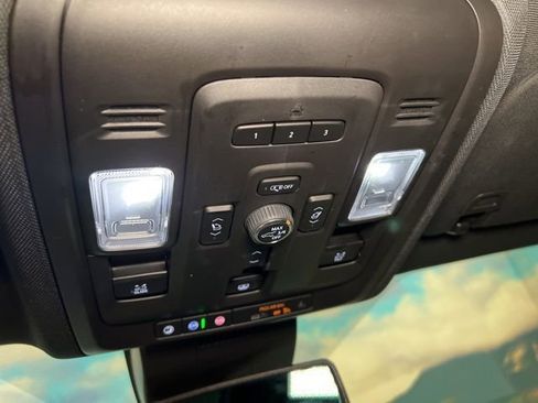 Used 2023 Chevrolet Suburban RST w/ Luxury Package image 44