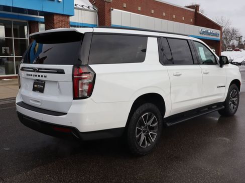 Used 2023 Chevrolet Suburban Z71 w/ Luxury Package image 41