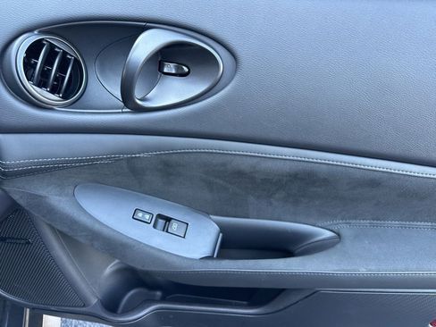 Certified 2024 Nissan Z Performance w/ Floor Mat Package image 13