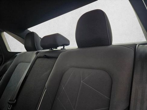 Used 2025 Volkswagen Jetta Sport image 12