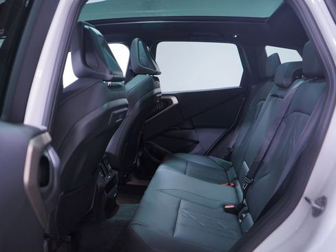 Used 2025 BMW X3 xDrive30i image 9