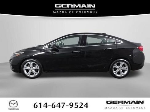 Used 2018 Chevrolet Cruze Premier image 12