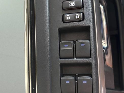 Used 2017 Toyota 4Runner Limited image 9