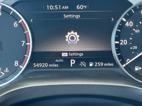 Used 2024 Nissan Rogue SV AWD/4WD image 27