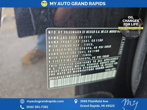 Used 2022 Volkswagen Tiguan SEL R-Line image 35