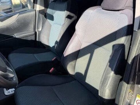 Used 2012 Toyota Yaris LE image 13