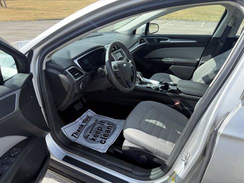 Used 2016 Ford Fusion S FWD image 10