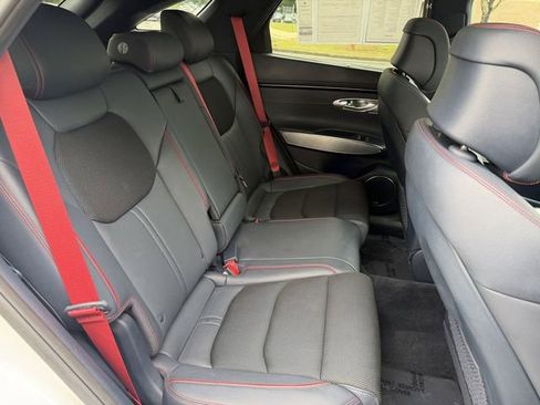 Used 2023 Genesis GV70 2.5T w/ Sport Prestige Package AWD/4WD image 31