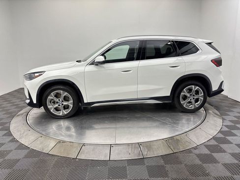 Used 2025 BMW X1 xDrive28i AWD/4WD image 16