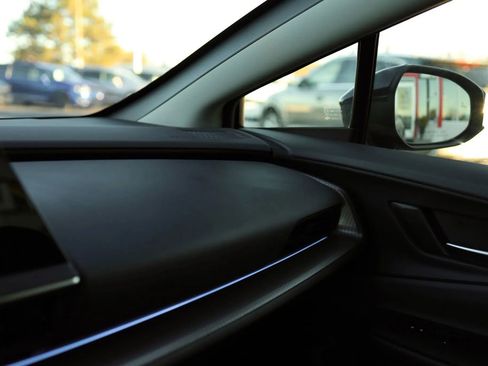 Used 2024 Toyota Prius XLE image 22