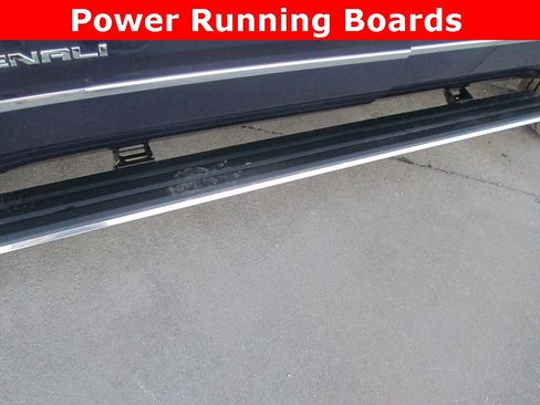 Used 2018 GMC Yukon XL Denali w/ Denali Ultimate Package image 13