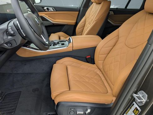 New 2026 BMW X5 xDrive40i w/ Premium Package AWD/4WD image 5