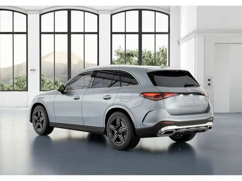 New 2025 Mercedes-Benz GLC 350e 4MATIC image 30