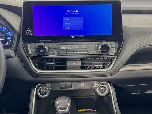 Used 2024 Toyota Grand Highlander Platinum image 39