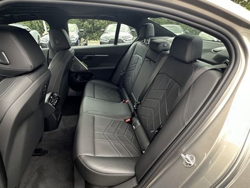 Used 2026 BMW 530i xDrive w/ M Sport Package image 30