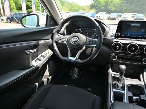 Used 2023 Nissan Sentra SV FWD image 10