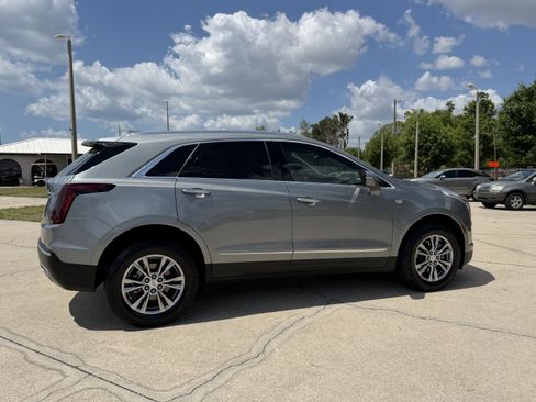 Certified 2023 Cadillac XT5 Premium Luxury image 3