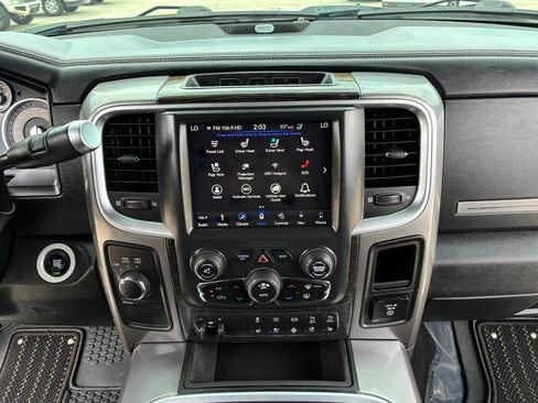 Used 2018 RAM 2500 Limited AWD/4WD image 18